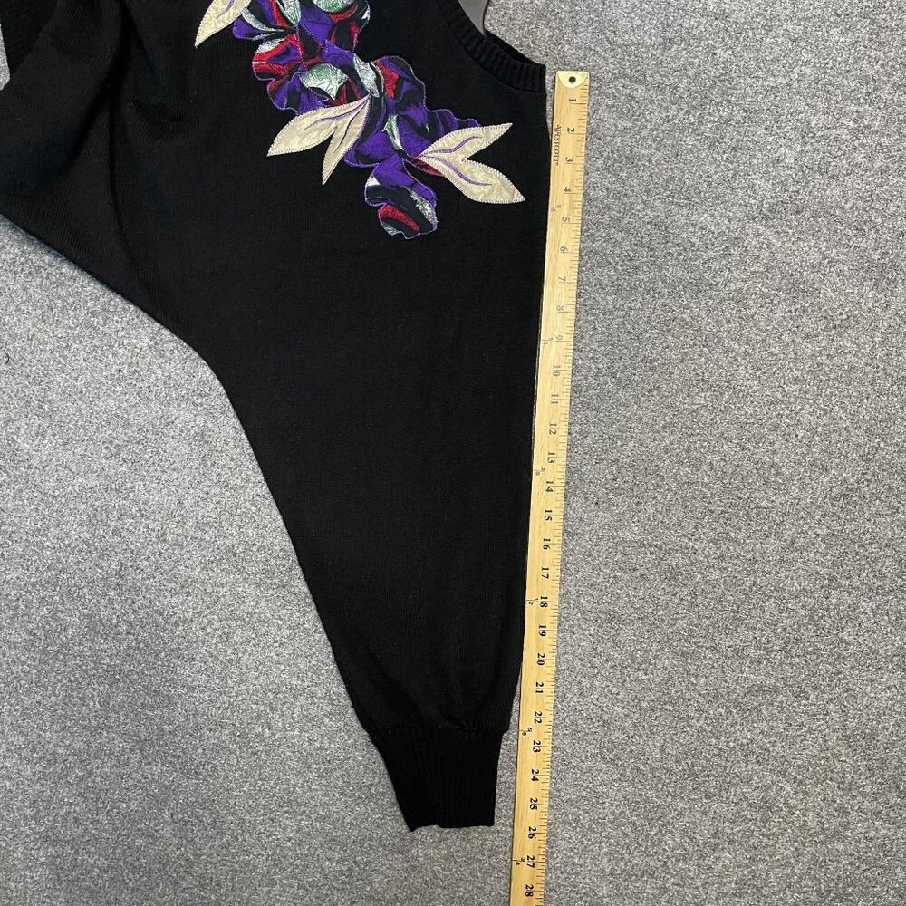 Taji Of Paris Vintage Black Sweater L Bold Embroidered Floral Leaf Lightweight - Picture 7 of 7